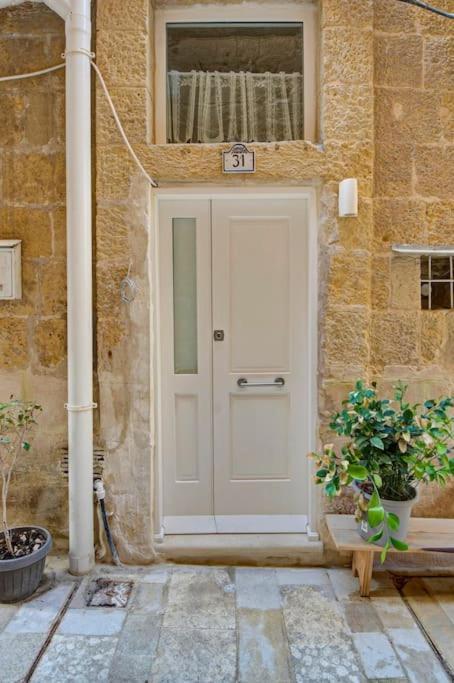 31 Sally Port バレッタ エクステリア 写真